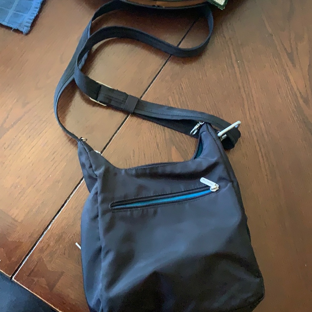 Travelon over the shoulder bag